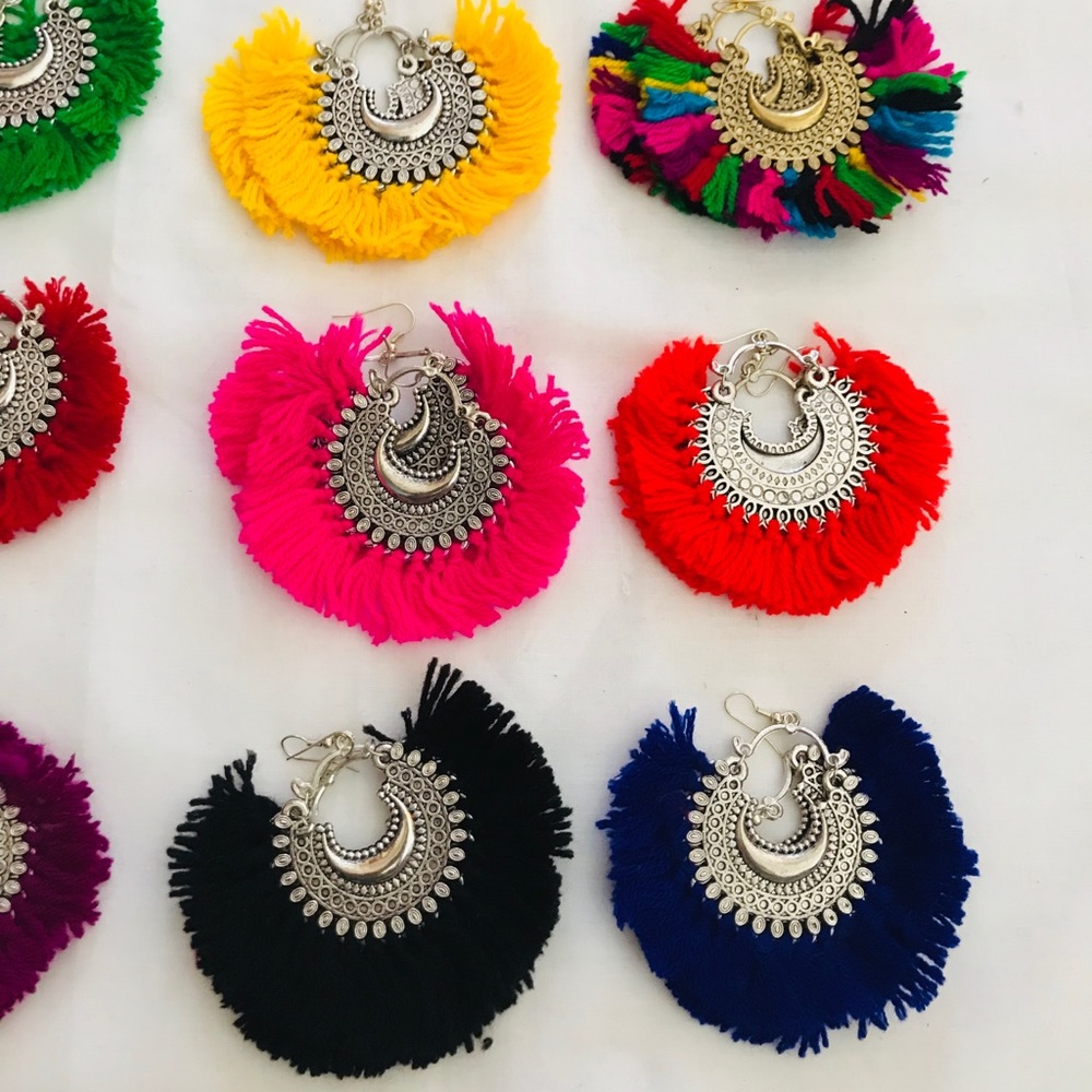 ⭐️HP⭐️ Tassel Fringe Queen / CODE: ER 28 - Picture 4 of 8
